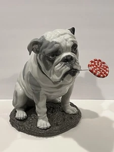 LLADRO Bulldogge mit Lutscher große Porzellan Hund Figur - Neu im Karton - Bild 1 von 19