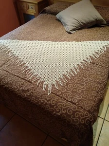 Complemento crochet beige. Hecho a mano. Con flecos. Mira mis otros artículos. - Picture 1 of 4