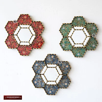 Collection Hexagon Wall Mirror 11.8" set of 3, Handpained glass mirror for wall  - Image 1 of 4
