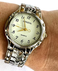 Classy Geneva Quartz Men's Watch Silver Tone White Dial Runs - Picture 1 of 12