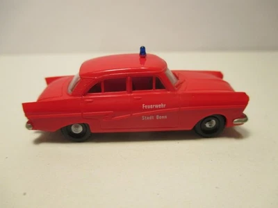 Brekina Modellauto PKW Ford Taunus 17m FEUERWEHR STADT BONN rot  1/87 H0 - Bild 1 von 4