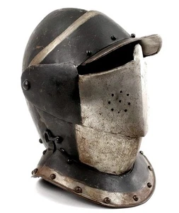 VERY NICE ANTIQUE GERMAN KNIGHT BLACK & WHITE ARMOR STYLE BURGONET CLOSED HELMET - Picture 1 of 3