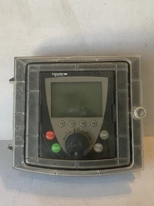 TECLADO DE ACCIONAMIENTO SCHNEIDER ELECTRIC VW3A1101 ATV71 con caja de estuche - Imagen 1 de 4