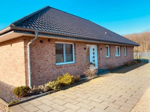 Wunderschöner KFW-40 Bungalow, Garten und guter Autobahnanbindung zu verkaufen - Bild 1 von 24