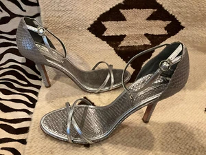 BCBGMAXAZRIA Brand women shoes, size 11, leather, very lightly used - Picture 1 of 4