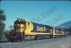 Scivolo originale - ATSF Santa Fe C30-7 8056 & treno a Woodford, CA 9/83 - Foto 1 di 1