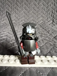 LEGO Lord of the Rings 9476 URUK-HAI Minifigure w/ Handprint Helmet- lor022 - Picture 1 of 8