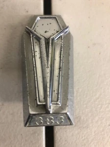 VINTAGE CAR EMBLEM DODGE 338 55062 CHRYSLER MOPAR - Picture 1 of 8