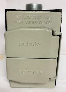Red Dot Weather Proof Outlet Box Cover Commercial Plug-in # 12933 - Picture 1 of 8