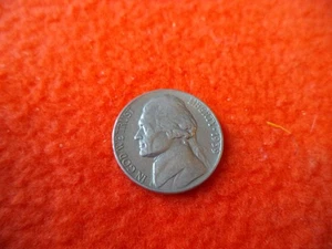 1939-P Jefferson Nickel - Picture 1 of 2