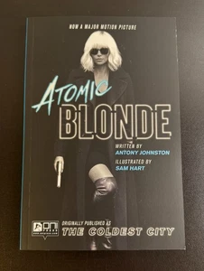 Atomic Blonde by Antony Johnston - First Edition 2017 - Paperback   DV-404 - Bild 1 von 4