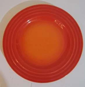 Soupe / pâtes / saladier Le Creuset Cerise bordé rouge cerise 10" - Photo 1/6