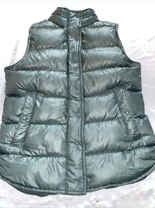 J Crew Men's XS Puffer Vest Green Zip Snap Down Fill Outdoor Polyester Nylon - Picture 1 of 9