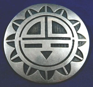 HOPI HONANIE STERLING Cut Out Overlay HANDMADE Vintage SUNFACE KACHINA PIN - Picture 1 of 3