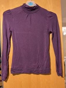 Debenhams girls long sleeve thin purple top age 9 to 10 years good con - Picture 1 of 8