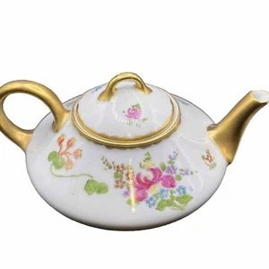 Vintage PMR Bavaria Porcelain Handpainted Floral Teapot With Gold Accent - Picture 1 of 13