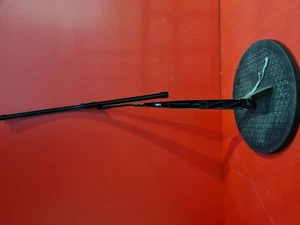 VOLKSWAGEN GOLF MK7 OFFSIDE FRONT WIPER ARM 2016 5 DOOR HATCH - Picture 1 of 7