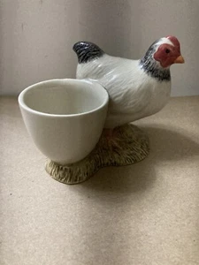 Light Sussex Chicken & Eggcup,Quail Pottery,053344 - Picture 1 of 7