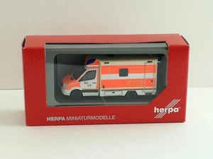 Mercedes-Benz Sprinter 2013 Fahrtec ambulance „Rescue - 1:87 (Herpa item: 94962) - Imagen 1 de 2