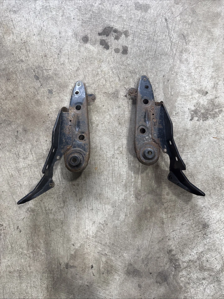 11-19 INFINITI M37 Q70 Q70L AWD SUBCHASIS TRASERO TRAVESAÑO SOPORTES DE ESTANCIA OEM Foto 1 de 4