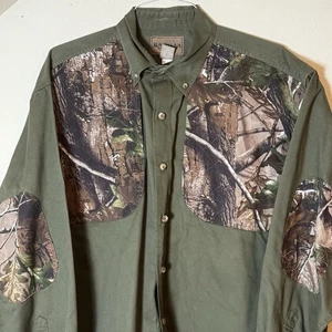 Magellan Sportswear Camo Shooting Shirt Sz XL Green Hunting Elbow Patch Realtree - Picture 1 of 5