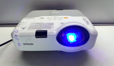Epson PowerLite 430 H469A 3LCD Projector - 4000 Lumens -Tested - Power cord only - Image 1 of 4