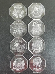 8er Set Lebensretter 1912-1992 klar Acryl Weihnachtsschmuck Vintage 1991 - Bild 1 von 9