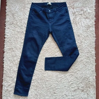 H&M Navy Blue Skinny 5 Pockets Stretch Jeans Size 14 - Image 1 of 4