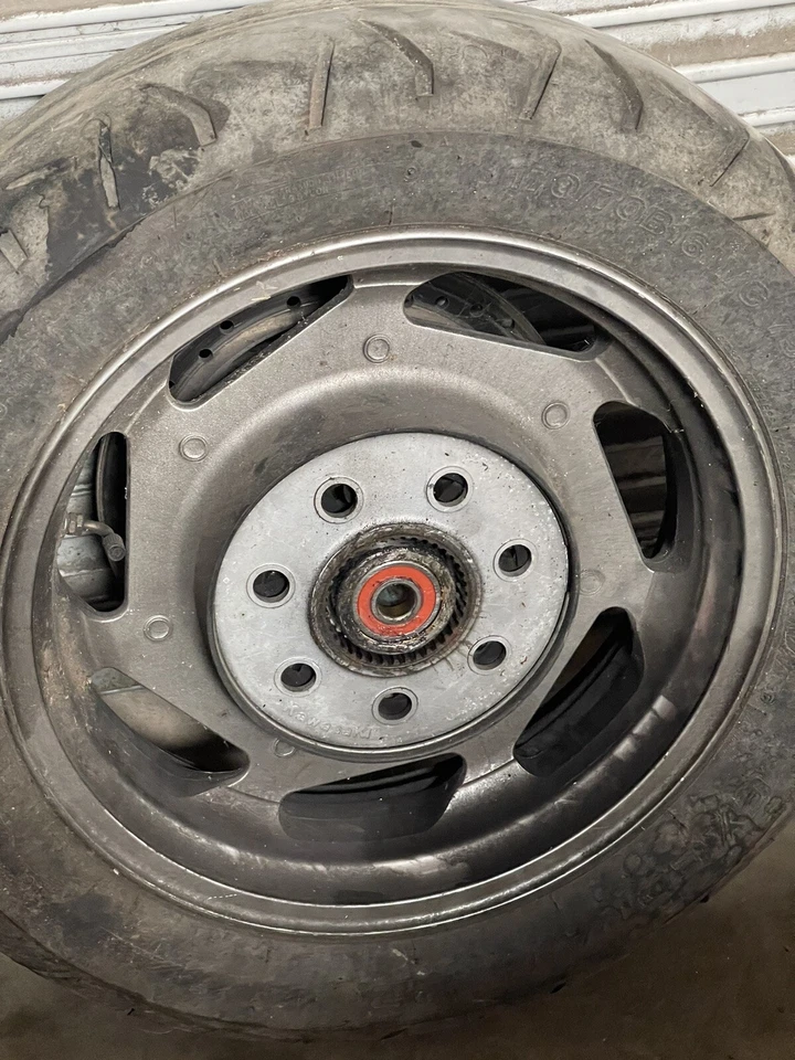 Llanta trasera Kawasaki Vulcan VN1600 2005-2008 Nomad 2003-2006 Classic Foto 1 de 2