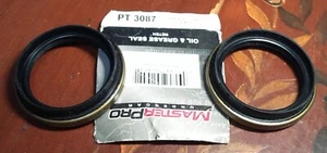Lote de 2 sellos de cojinete de rueda MasterPro tracción trasera PT3087 - Imagen 1 de 6