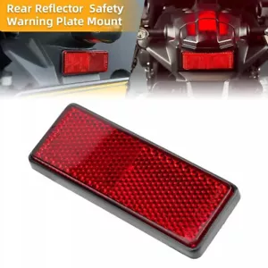 Motorcycle Rear Reflector Safety Warning License Plate Fender Mounting Universal - Foto 1 di 12