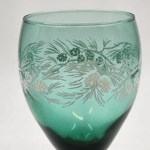 4 Libbey Teardrop Juniper Green Wine Glasses 6 oz White Pinecone Vintage NOS Box - Picture 1 of 11