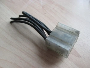 1996 Volvo White Electric Connector w/Wiring for Heated Mirror Switch #M266SM - Picture 1 of 7