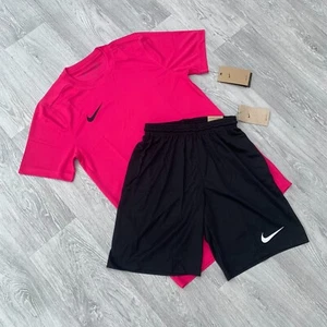 Nike Dri Fit Academy T-Shirt Top und Shorts Set - Vivid Pink/Schwarz - Bild 1 von 9