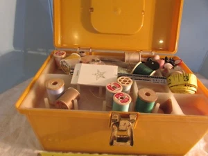 VINTAGE sewing general vintage lot of THREAD-MEASURING TAPE-BUTTONS-YELLOW BOX - Picture 1 of 10