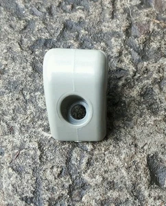 SUZUKI SWIFT MK5 00-04 PARASOL CLIP SOPORTE ESTANCIA - Imagen 1 de 2