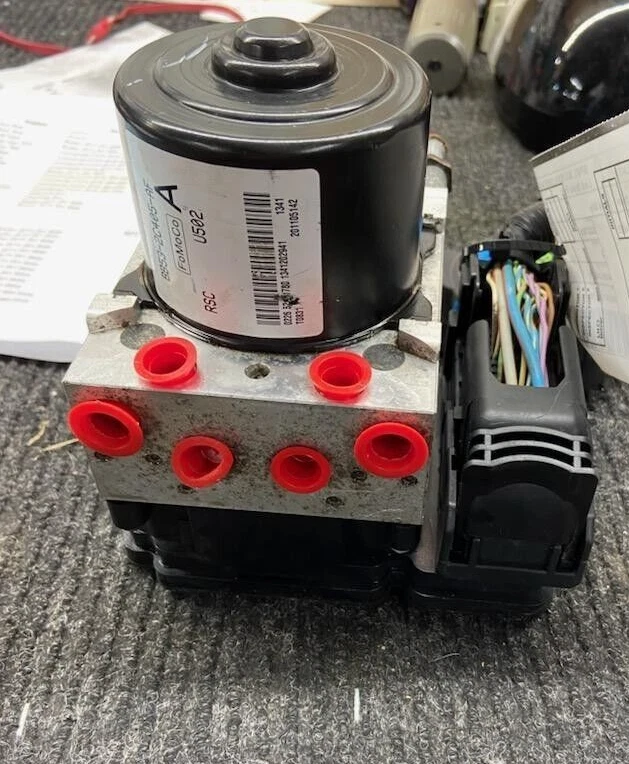 2011 2012 Ford Explorer Anti lock Brake Pump Assembly Module W/O Adaptive Used - Imagem 1 de 1