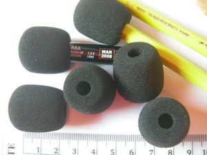 1 Windschutz für Mikrofon Schaumstoff  Windscreen Windshield 28x24 20x7,5 mm  - Bild 1 von 7