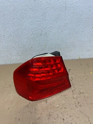 Luz trasera izquierda para conductor BMW 323i 325i 328i 335i 2009 2010 serie 3 OEM N2536 DW Foto 1 de 4