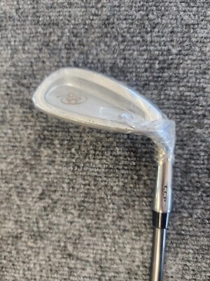 Play Big/Gap Wedge/50*/RH/Graphite Shaft/35"/DH3554 - Image 1 of 4