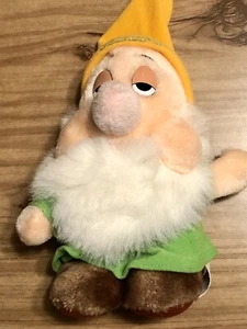 Walt Disney Sleepy 7” Plush Snow White & The Seven 7 Dwarfs Theme Park Exclusive - Picture 1 of 9