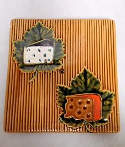 VALLAURIS Superbe plateau à fromage décor feuilles et fromages - Picture 1 of 7