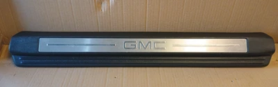 GMC Canyon 2006-2012 umbral de puerta rasguño placa escalón panel de ajuste OEM 15837321 RH negro Foto 1 de 4