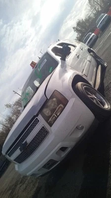 Conjunto de transmisión automática usado se adapta a: Chevrolet Tahoe AT 2009 4x4 grado C Foto 1 de 4