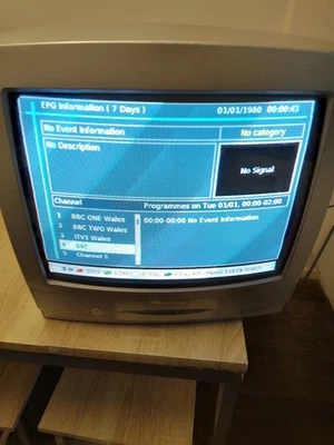 Bush 14" Gaming Colour TV Retro Vintage & 30 DAYS WARRANTY  - Image 1 of 4