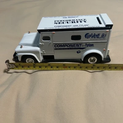ERTL  “VetLife" 1959 GMC  Armored Truck Bank - no key. 1/32 Scale HTF - Image 1 of 4