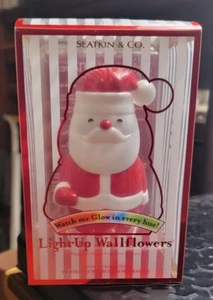 Slatkin & Co Wall Flowers Light Up Santa Fragrance Diffuser Plug In Red - Picture 1 of 4