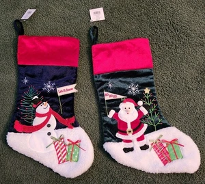 2er Set Samtstrümpfe 3D Weihnachtsmann Schneemänner Fleece blau grün - Bild 1 von 7