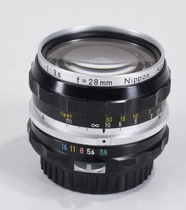 28MM 28/3,5 NIKON NIKKOR-H NON-AI (SOME DUST)/225537 - Bild 1 von 2