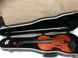 August Köhr 4/4 size K550 Violin  Great price! - Foto 1 di 20